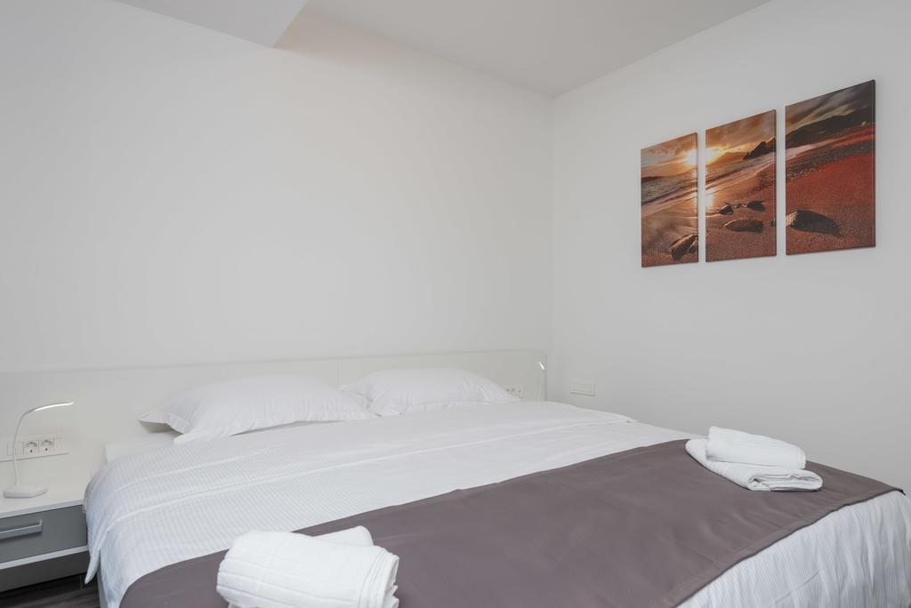 Apartments Poseidon Sreser Esterno foto